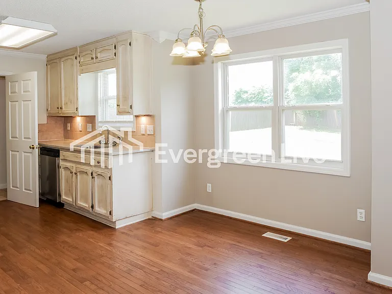 108 Carnegie Loop — Photo 6