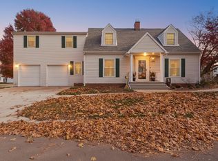 1408 Avenue D, Sterling, IL 61081