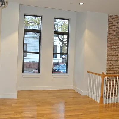Rented by Nooklyn NYC LLC | media 13