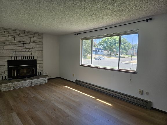 5th image of 1903 N Parklane Ave