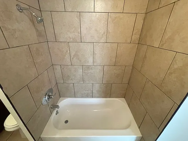 1333 W Stoneridge Ct #4 — Photo 13