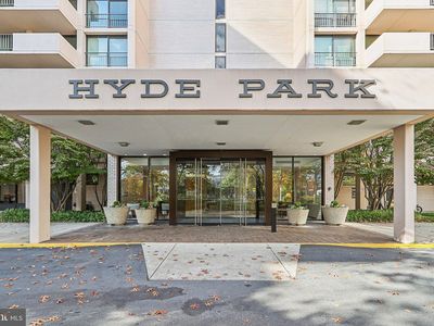 4141 N Henderson Rd APT 704, Arlington, VA, 22203