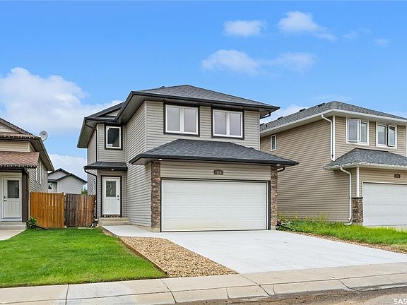 2nd image of 110 Henick CRESCENT