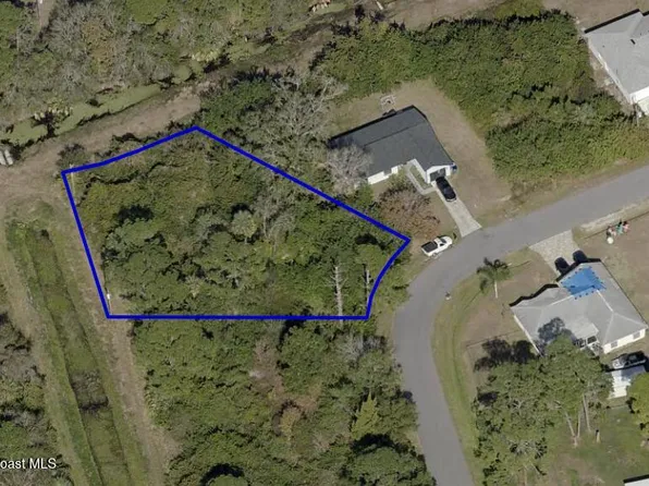 1700 Tradewinds Ave SE, Palm Bay, FL 32909