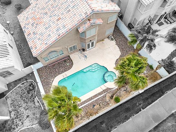 5th image of 2273 Black Pine Dr