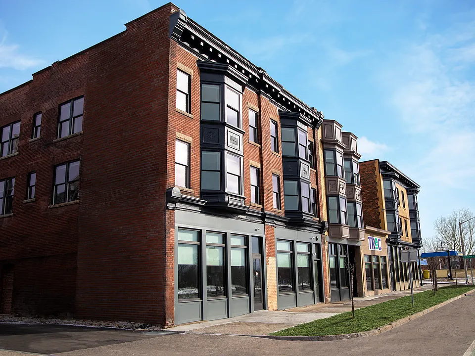 616 Niagara Street