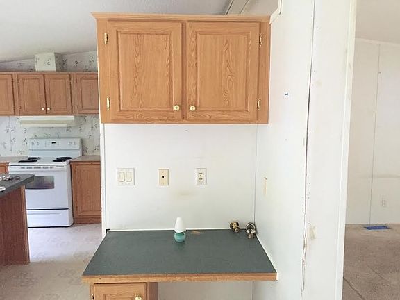 4th image of 2718 Page St