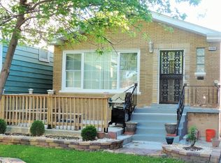 12732 Honore St, Blue Island, IL 60406