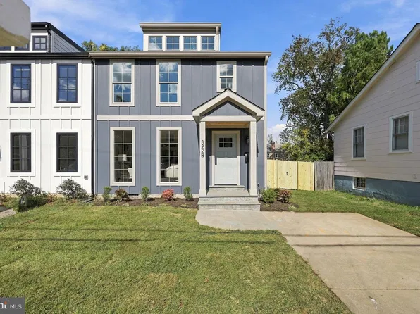 322 Clifford Ave #B, Alexandria, VA 22305