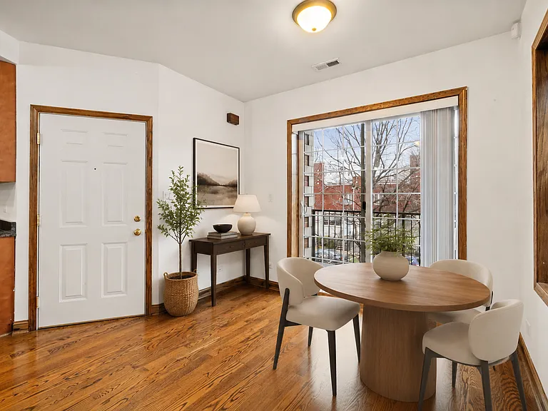 2318 N Hamilton Ave #3 — Photo 6