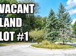 780 W Dundee Rd #1, Palatine, IL 60074