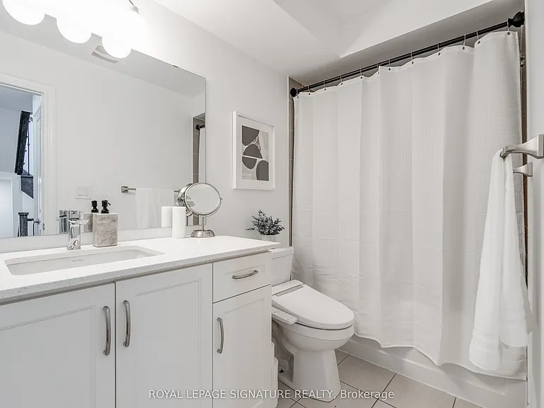 14 Queen Mary Ct — Photo 19