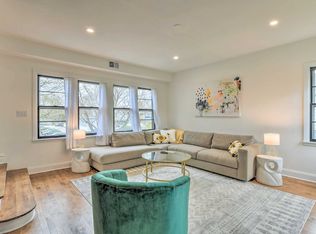 1129 Augusta St #ID1305572P, Oak Park, IL