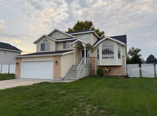 2109 N 2525 W, Clinton, UT 84015