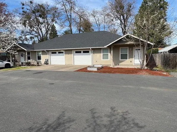 1380 Dowell Rd, Grants Pass, OR 97527