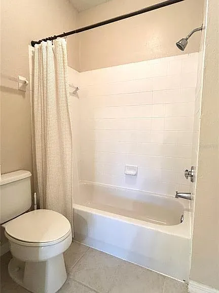 10000 SW 52nd Ave #7 — Photo 20