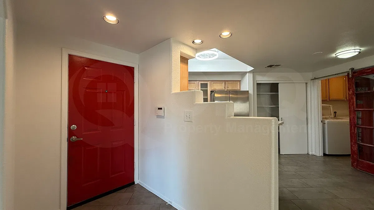 10410 N Cave Creek Rd — Photo 4