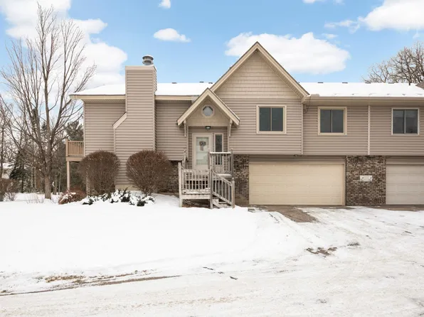 203 Galtier Pl, Shoreview, MN 55126