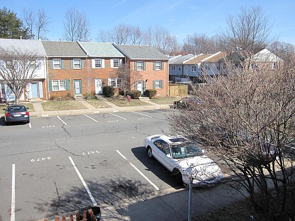 Neighborhood view 2