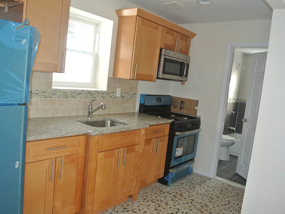 kitchen 2nd fl