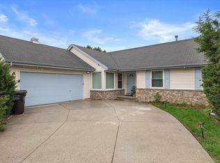 4102 W Minnesota COURT, Franklin, WI 53132