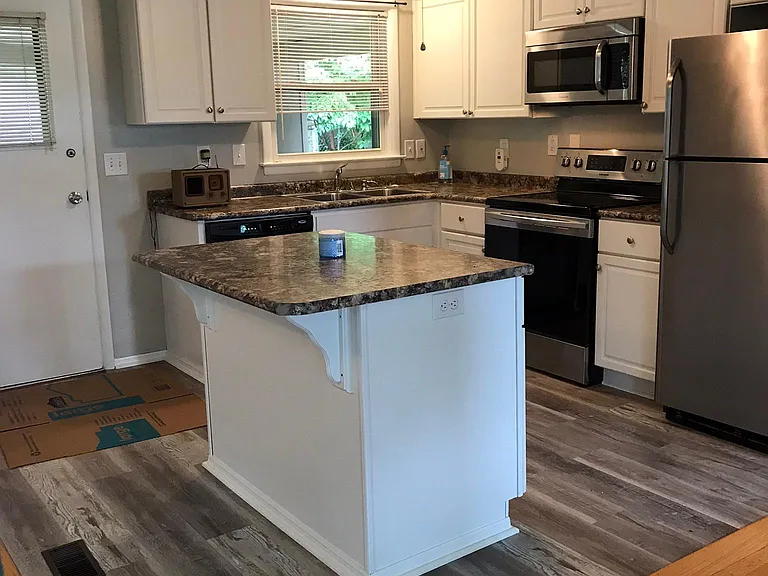 3806 Klondike Ln — Photo 8
