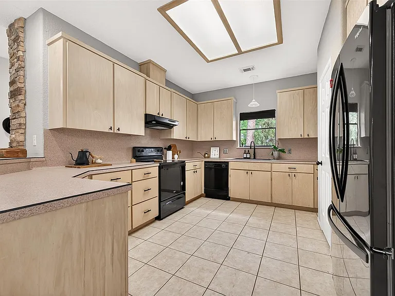 41 Creek Forest Ln — Photo 12
