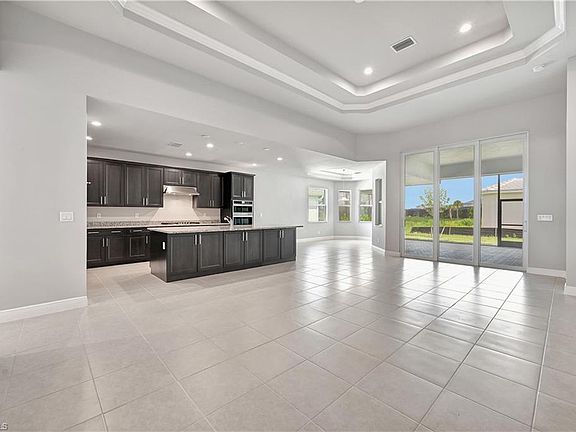 4th image of 9277 Cayman Dr