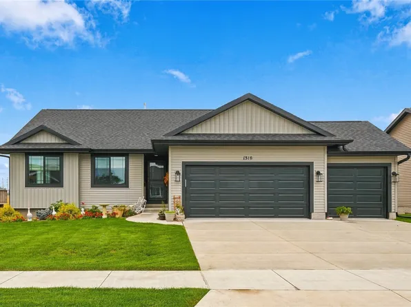 1318 Beringer Ct NE, Cedar Rapids, IA 52402
