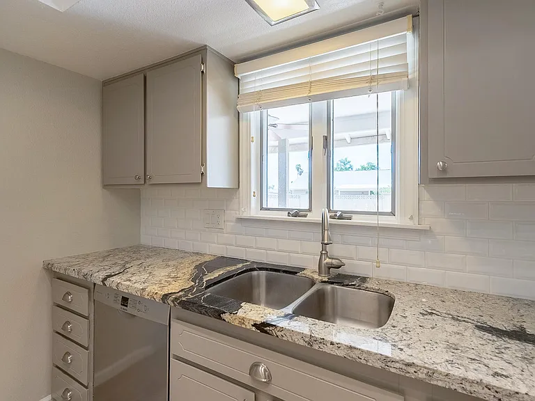 1645 E Pebble Beach Dr — Photo 23