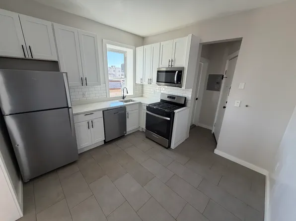 5517 Grant Place image 1 of 7