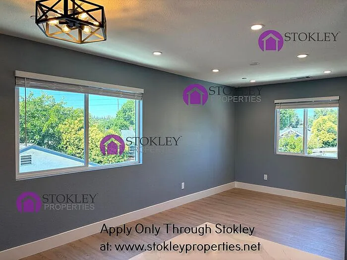 1331 Sunshine Dr #A — Photo 3