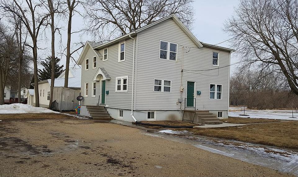1st image of 515 E Washington St