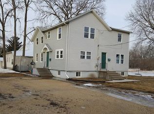 515 E Washington St, Monticello, IA 52310