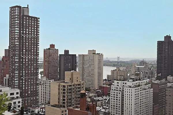 Sold by Corcoran | media 29