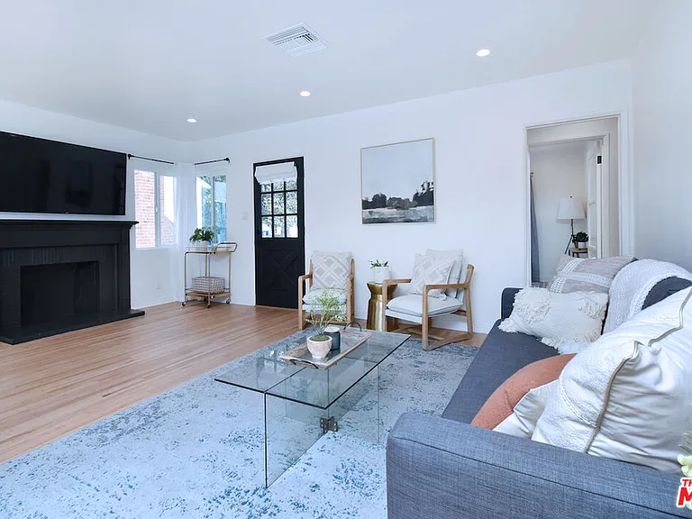 6167 Costello Ave — Photo 12