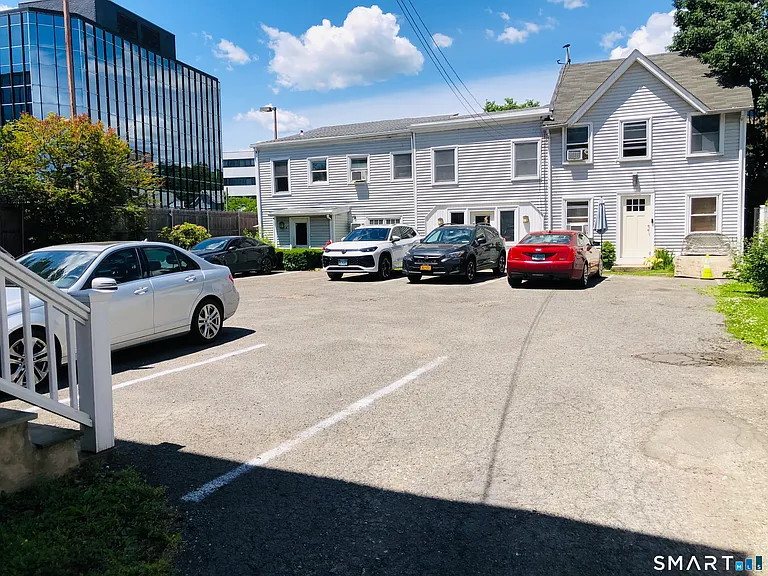20 Hoyt St #4 — Photo 16