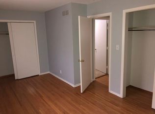 8 S Raynor Ave #1, Joliet, IL