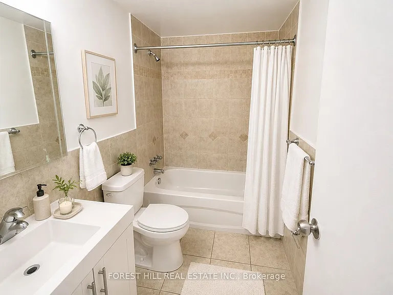 165 Barrington Ave #101 — Photo 6