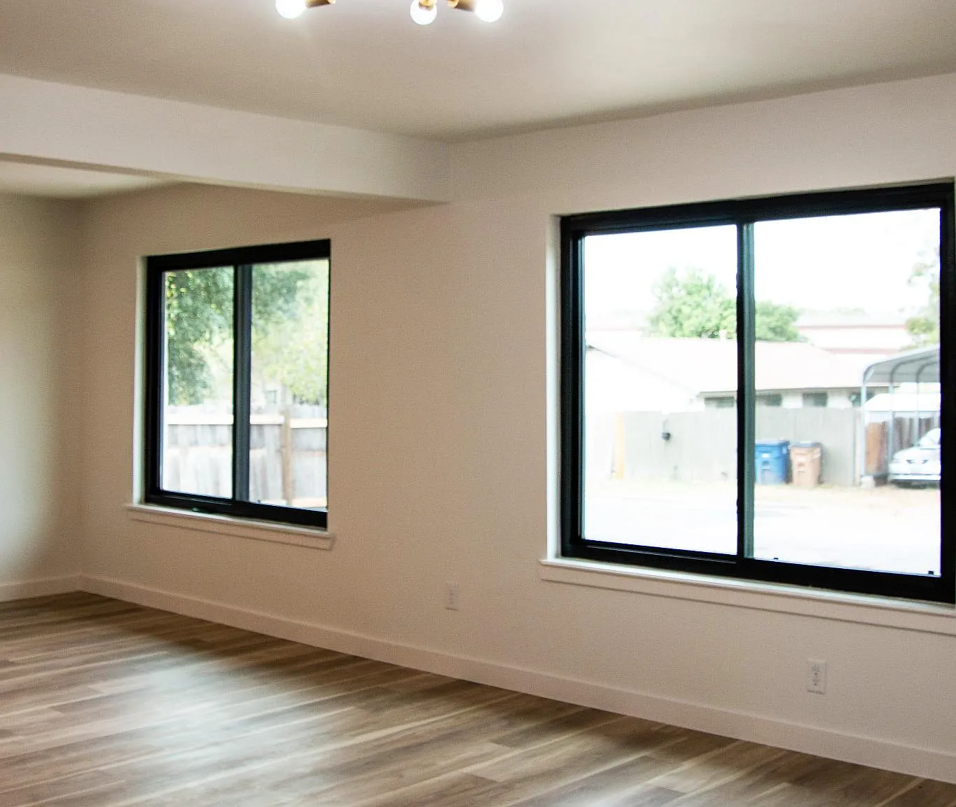 3 bed, 1341 sqft, $2,150 — Photo 4