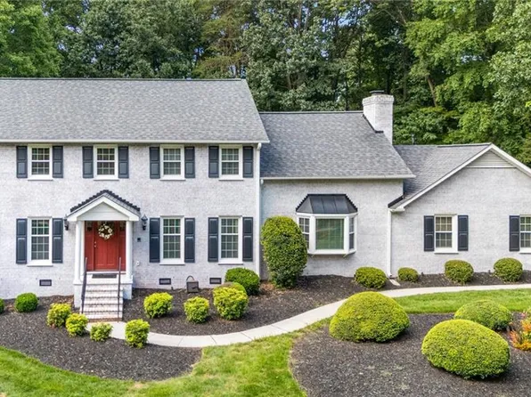 3906 Buncombe Dr, Greensboro, NC 27407