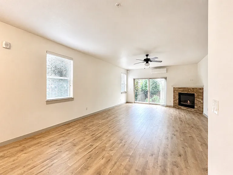 Edy Road Townhomes — Photo 13
