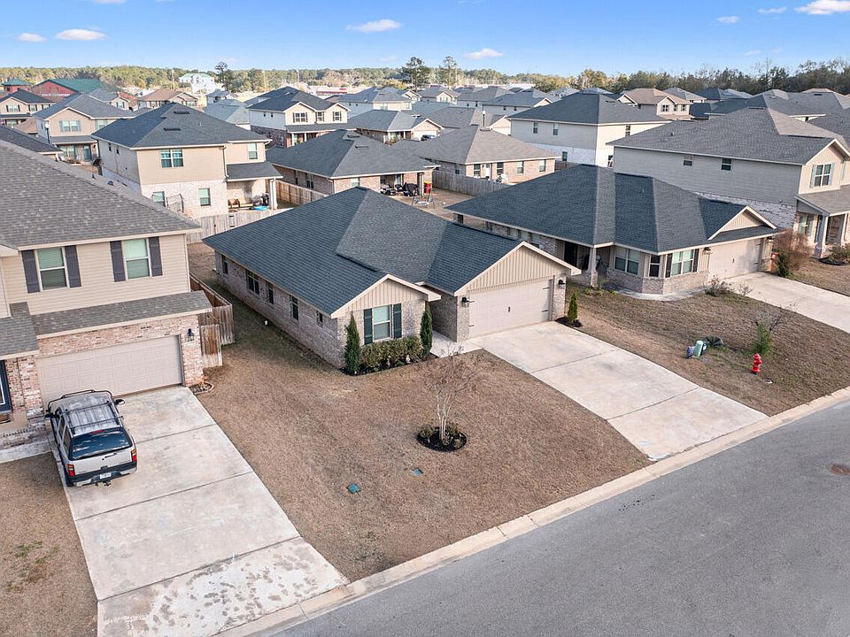 1st image of 109 Ridgeway Cir