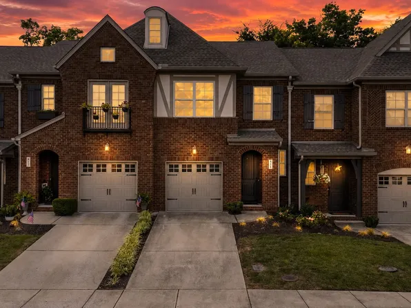 419 Waterbrook Dr, Mount Juliet, TN 37122