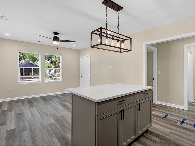 2116 Commander Rd — Photo 14