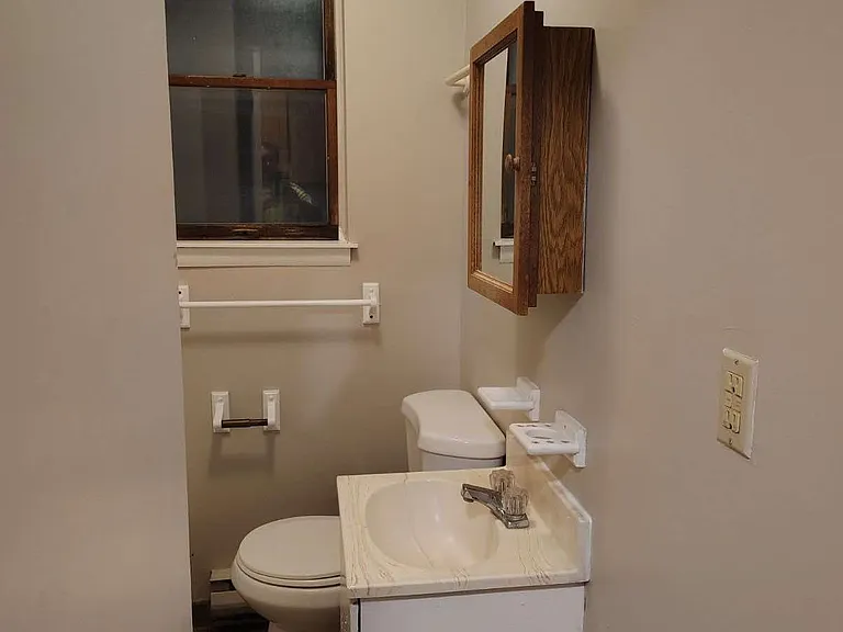 1265 W Genesee St #206 — Photo 6