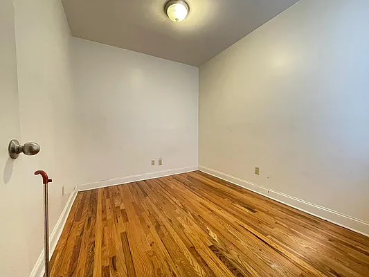 Rented by Lang Realty LLC | media 6