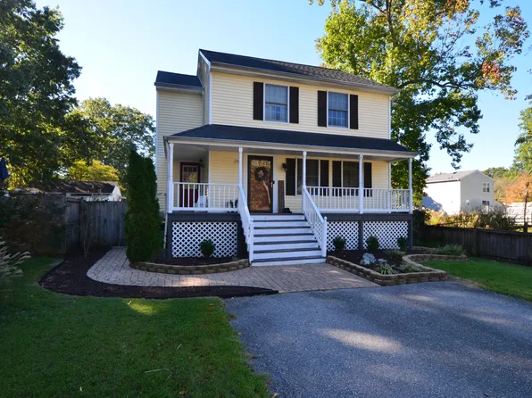 1209 Pine Ave, Shady Side, MD 20764