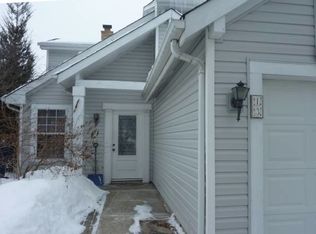 13 Copper Ct, Glendale Heights, IL