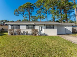 21 Kohler Dr, Mary Esther, FL 32569